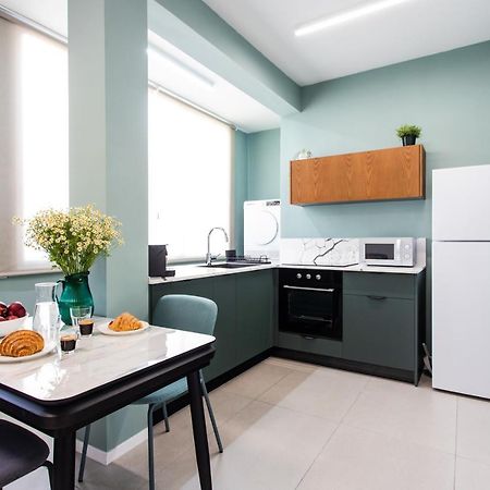 Design Apartments In 内坦亚 外观 照片