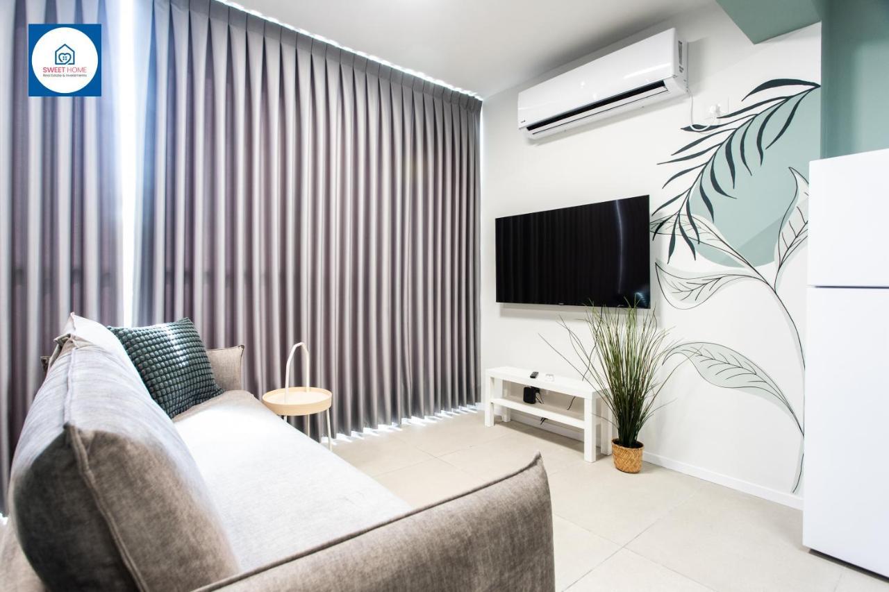 Design Apartments In 内坦亚 外观 照片