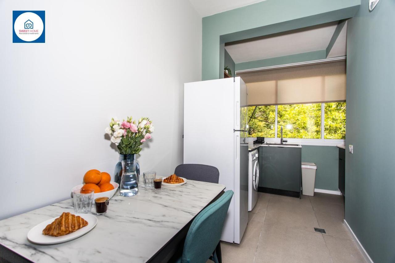 Design Apartments In 内坦亚 外观 照片